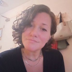 Meet your Posher, Robyn